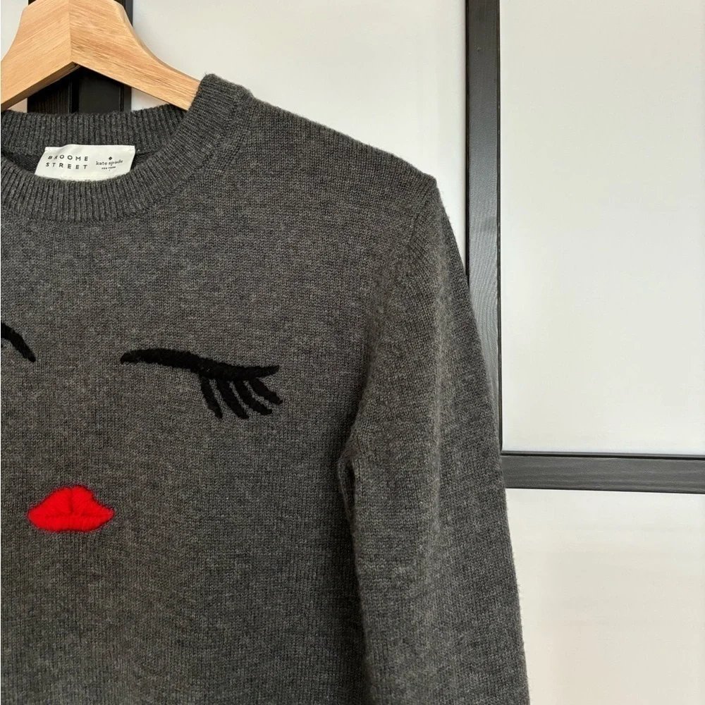 Kate Spade Broome Street Winking Eye Gray Sweater‎ Womens Size XS